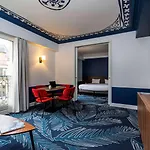 Adagio Haussmann Champs Elysees 4*