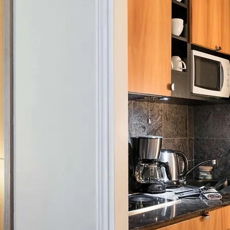 Adagio Haussmann Champs Elysees Párizs