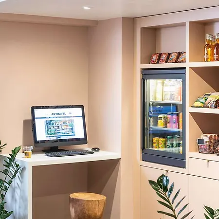 Adagio Haussmann Champs Elysees 4*