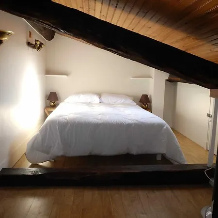 アパートホテル Adagio Haussmann Champs Elysees 4*