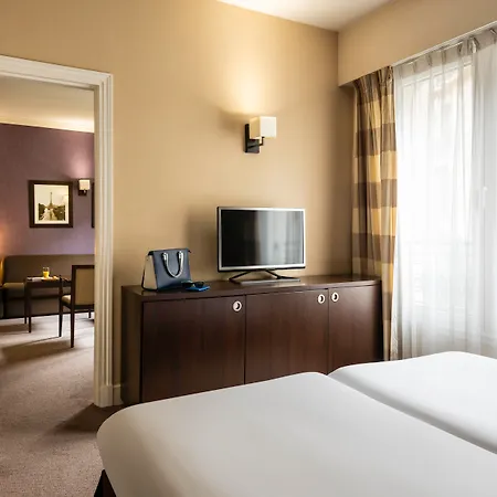 Apartahotel Adagio Haussmann Champs Elysées París