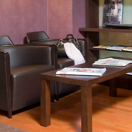 Adagio Haussmann Champs Elysees 4* パリ