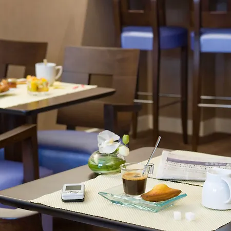 Adagio Haussmann Champs Elysees