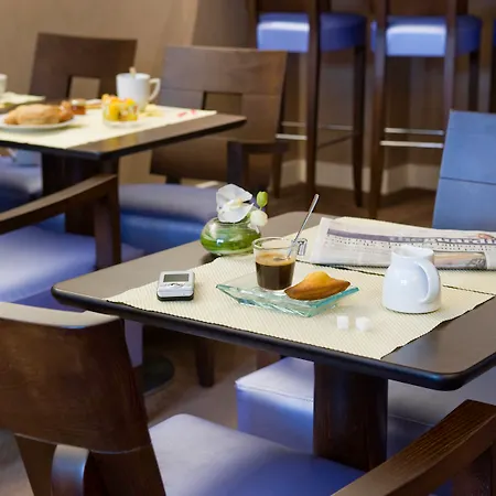 Adagio Haussmann Champs Elysees Lägenhetshotell