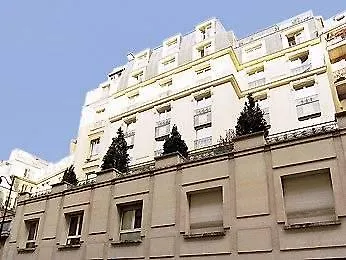 Adagio Haussmann Champs Elysees 4*