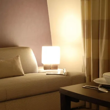 Apartahotel Adagio Haussmann Champs Elysées París