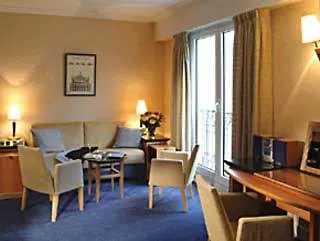 Aparthotel Adagio Haussmann Champs Elysees Paris