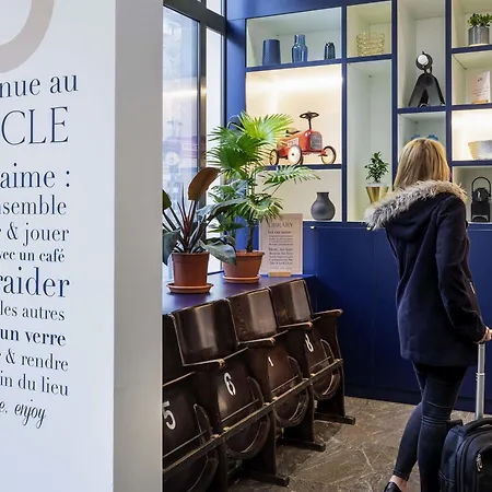 Adagio Haussmann Champs Elysees Lejlighedshotel 4*