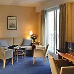 Apartmanhotel Adagio Haussmann Champs Elysees Párizs