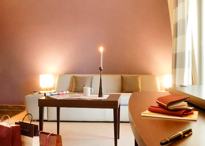Adagio Haussmann Champs Elysees
