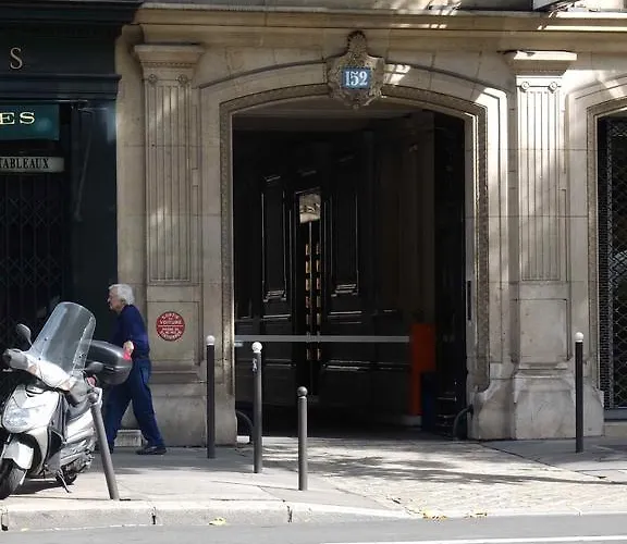 Apart Otel Adagio Haussmann Champs Elysees 4*
