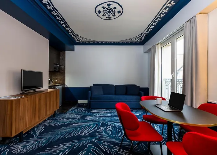 Adagio Haussmann Champs Elysees